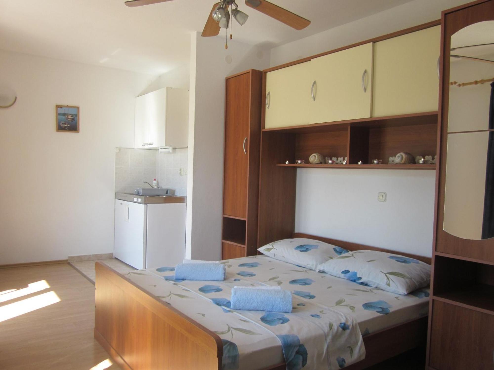 Apartments Kresic フヴァル 部屋 写真