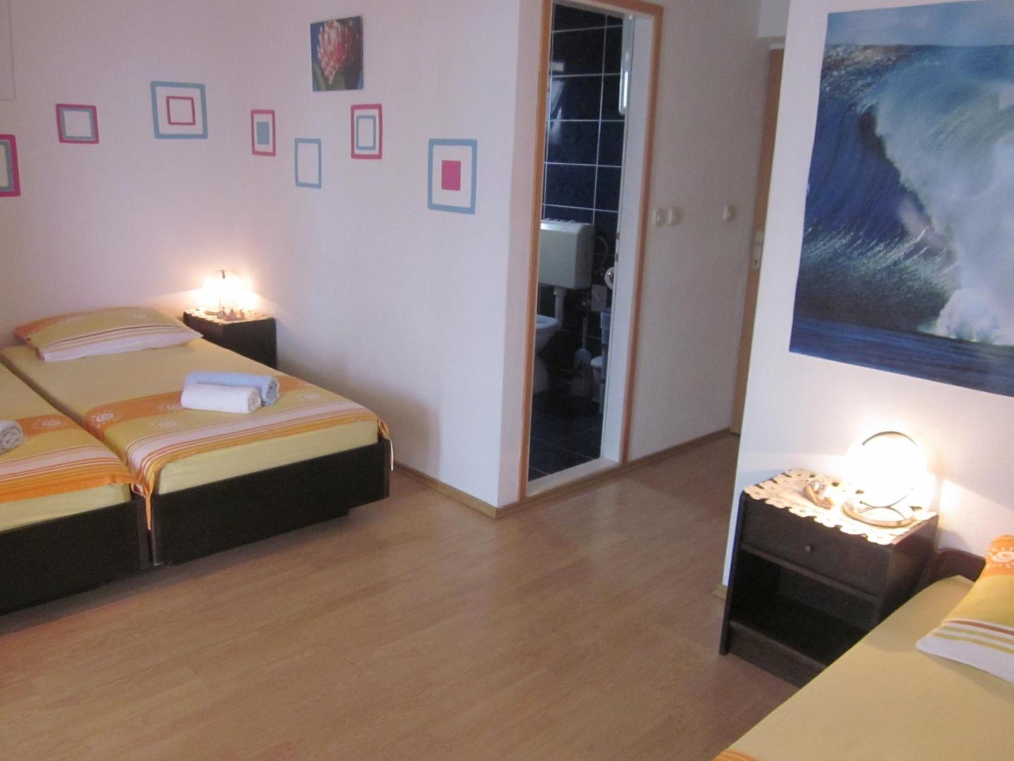 Apartments Kresic フヴァル 部屋 写真